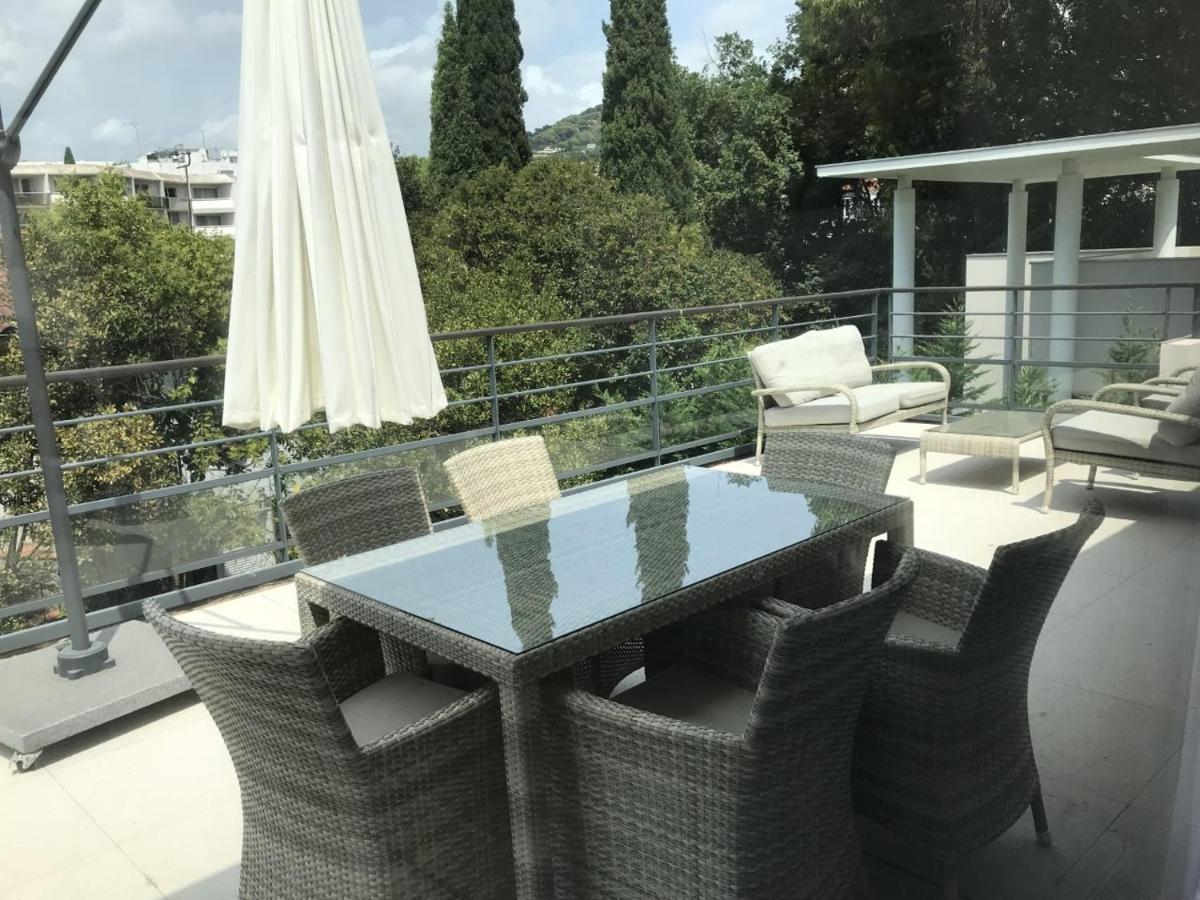 Appartement Montfleury, 2 Terrasses, 2 Chambres , 2 Sdb , Pkg Prive Piscine, 15 Min Walk To Croisette Beach And Palais Des Festivals كان المظهر الخارجي الصورة
