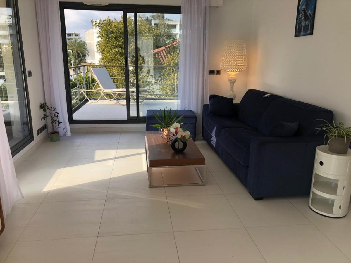 Appartement Montfleury, 2 Terrasses, 2 Chambres , 2 Sdb , Pkg Prive Piscine, 15 Min Walk To Croisette Beach And Palais Des Festivals كان المظهر الخارجي الصورة