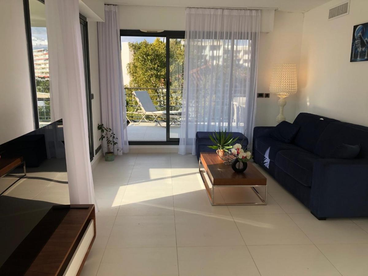 Appartement Montfleury, 2 Terrasses, 2 Chambres , 2 Sdb , Pkg Prive Piscine, 15 Min Walk To Croisette Beach And Palais Des Festivals كان المظهر الخارجي الصورة