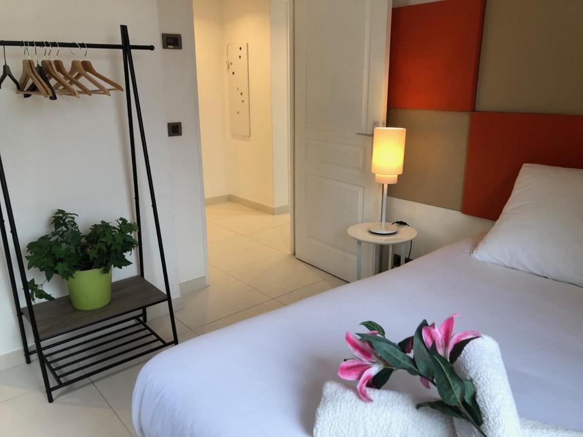 Appartement Montfleury, 2 Terrasses, 2 Chambres , 2 Sdb , Pkg Prive Piscine, 15 Min Walk To Croisette Beach And Palais Des Festivals كان المظهر الخارجي الصورة